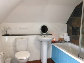 Bathroom - Cottage Barn (Bude)
