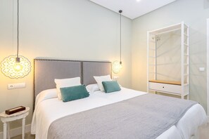 Apartment (3 Bedrooms) | Interior - Genteel Home Antonia Diaz II (Seville)