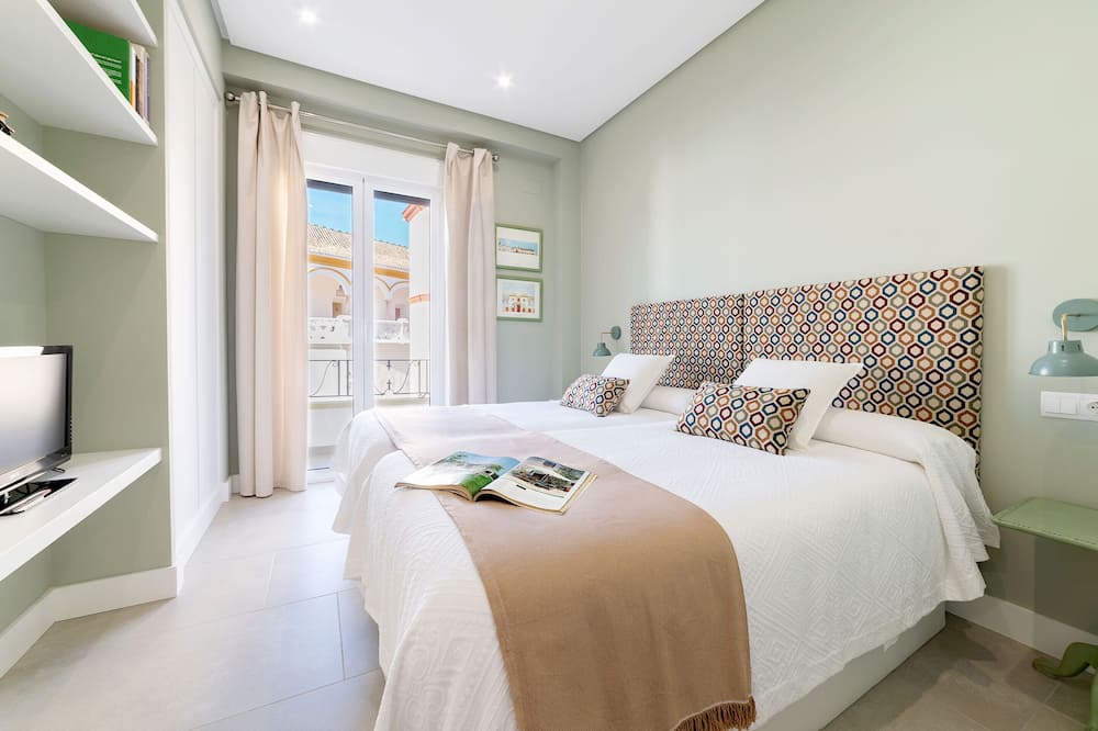 Genteel Home Antonia Diaz II