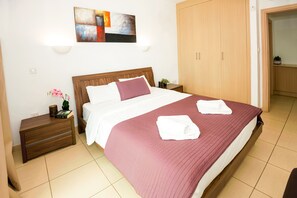 1 bedroom, iron/ironing board, internet, bed sheets - BLISS - 1BED Beachfront Apartment (Paralimni)