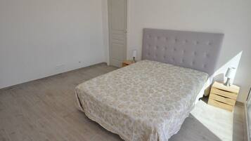 2 chambres, fer et planche Ă  repasser, lit parapluie, Wi-Fi gratuit