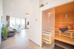 Interior - Hello and welcome to the premium penthouse "Oceans Eleven"! (Dangast)