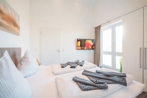 2 bedrooms, iron/ironing board, travel crib, free WiFi - Hello and welcome to the premium penthouse "Oceans Eleven"! (Dangast)