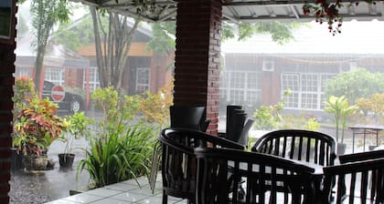 Mandalawangi Hotel