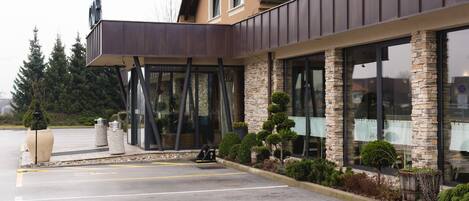 Façade de lâhĂ©bergement