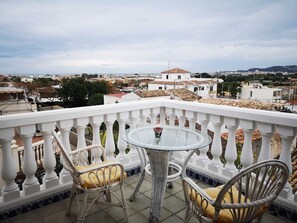 Habitación deluxe, baño privado vistas al mar terraza | Vistas desde la habitación