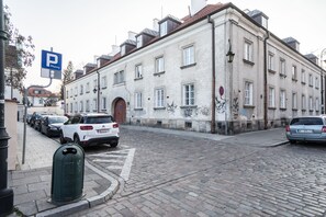 Deluxe Apartment | Street view - Old Town Heart II (Warsaw)