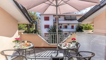 Rooftop terrace