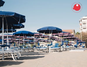 Private beach nearby, white sand, sun loungers, beach umbrellas