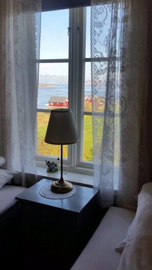 Double Room, Shared Bathroom - Vevelstad Gjestegård (Vevelstad)
