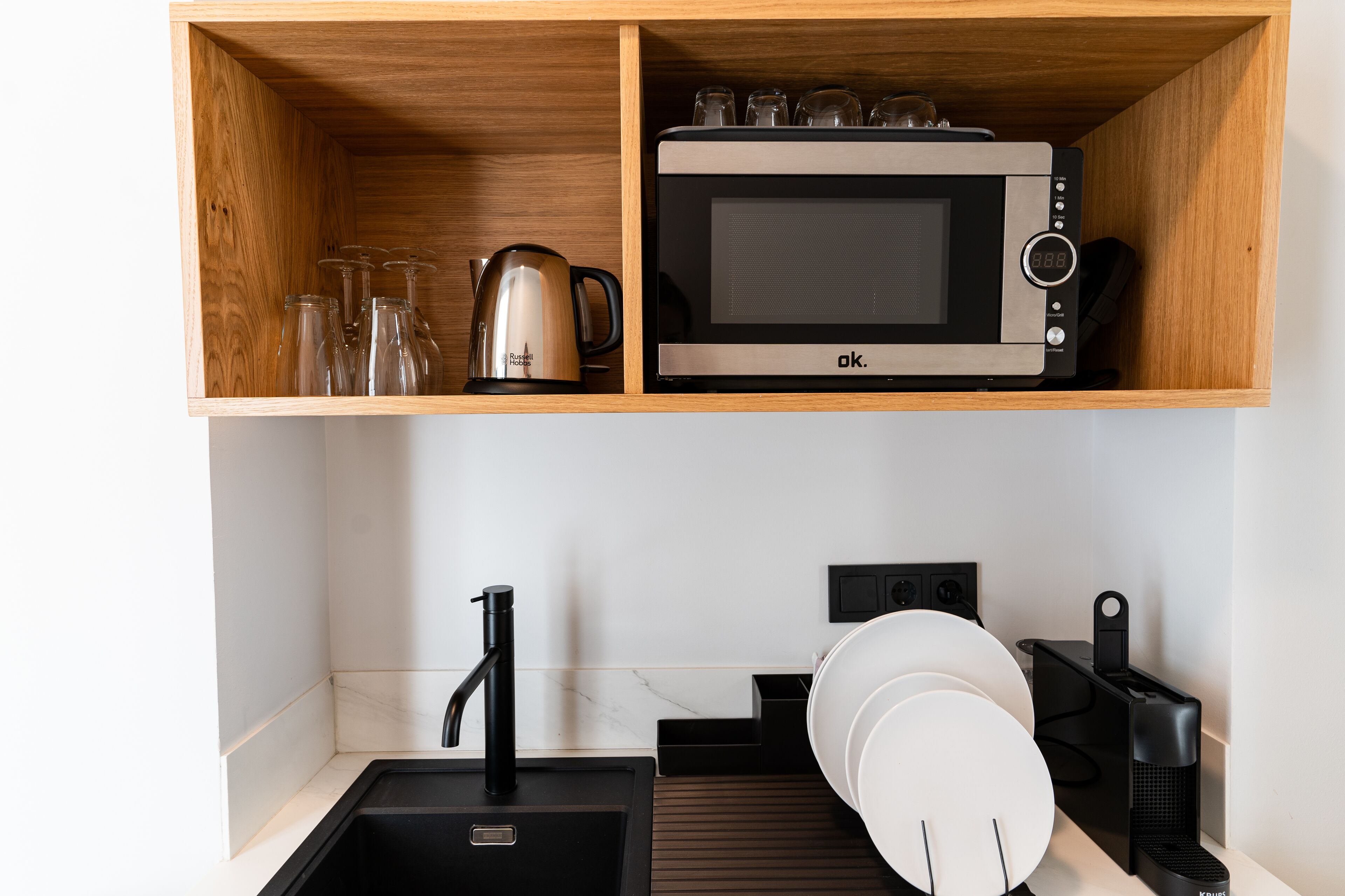 premium room | private kitchen | full-sized fridge, microwave, coffee/tea maker, cookware/dishes/utensils
