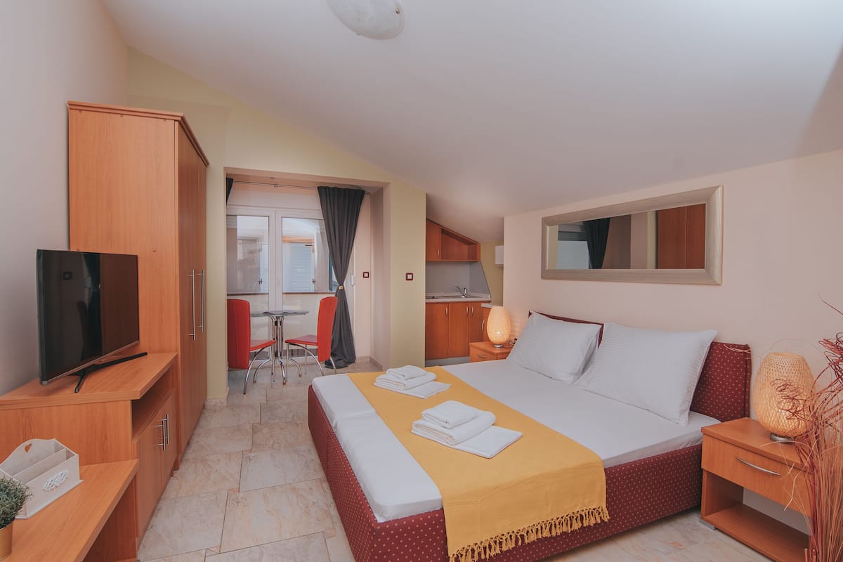 Studio | 1 slaapkamer, een strijkplank/strijkijzer, gratis wifi, beddengoed