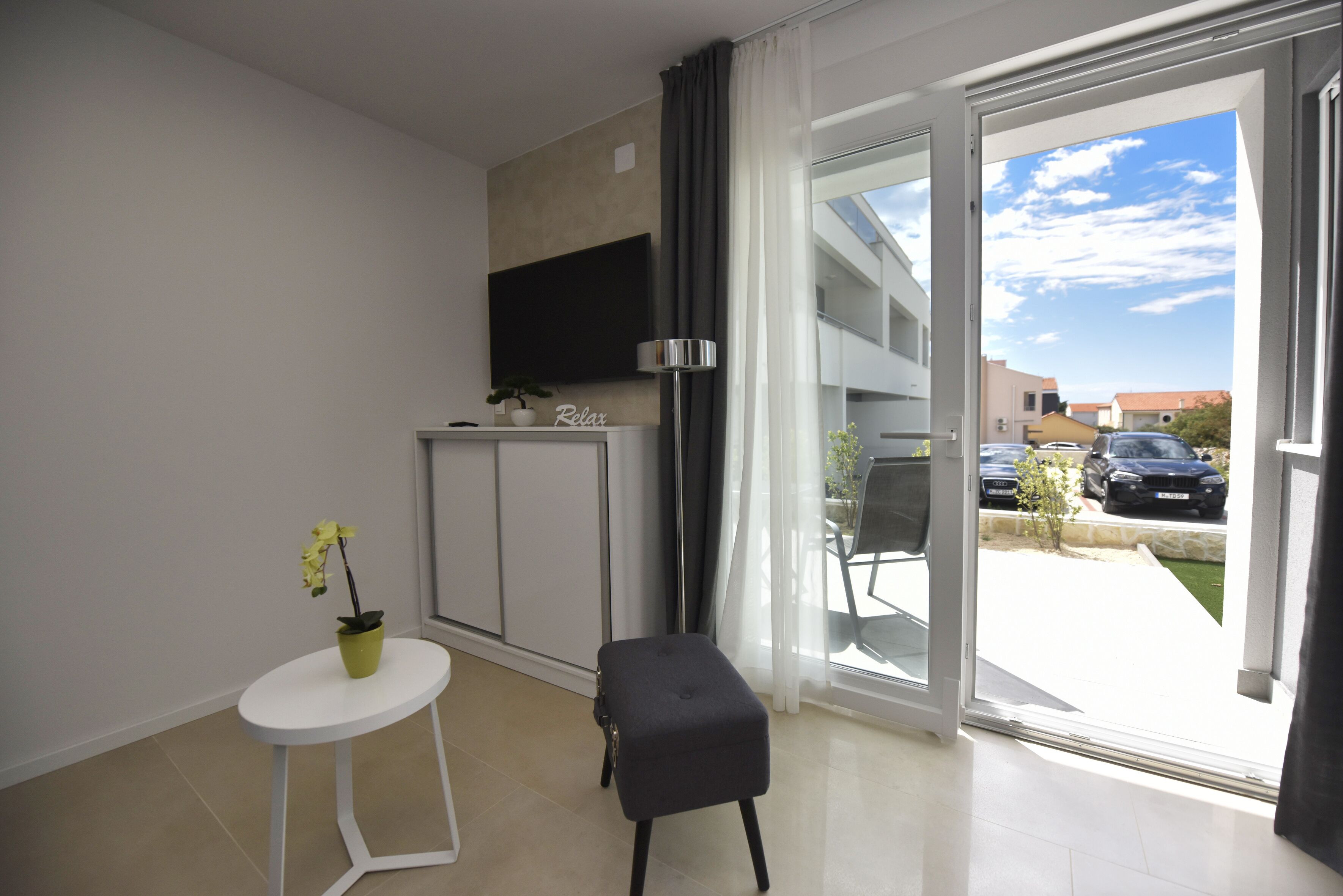 Comfort Studio, Pool View, Annex Building | Living area | 45-inch flat-screen TV with satellite channels, TV