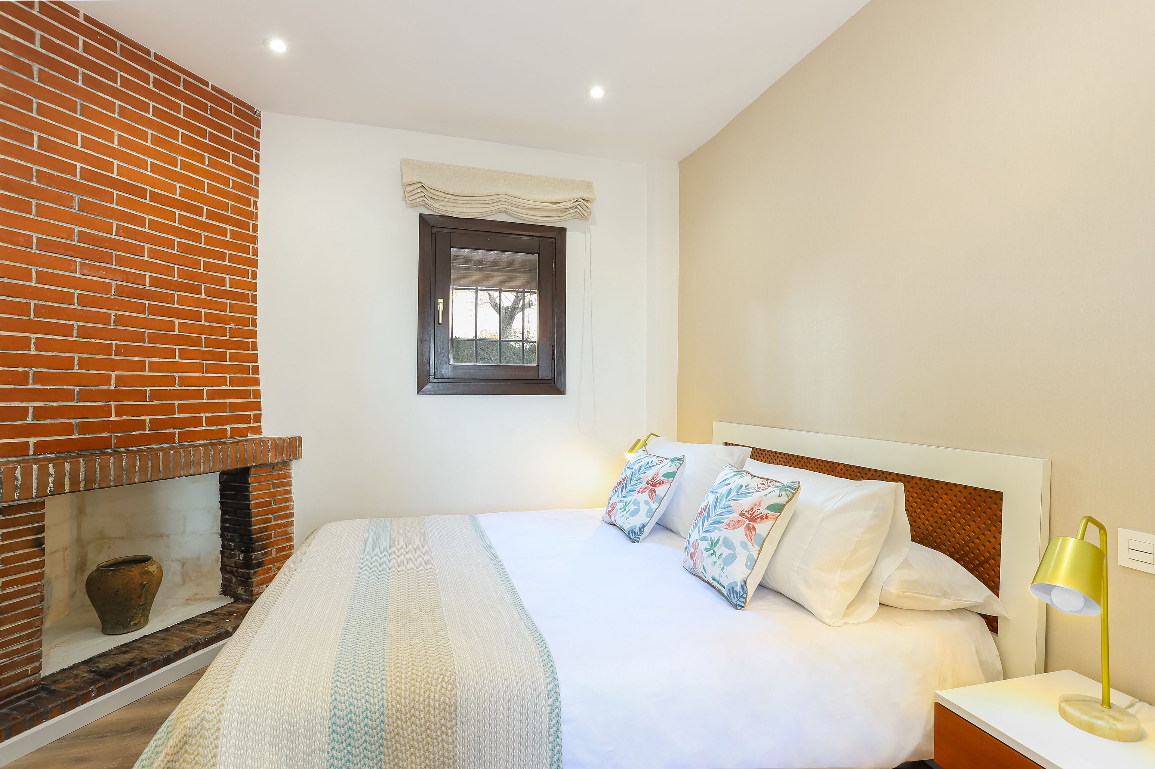 Apartamento (4 Bedrooms) | 4 dormitorios, tabla de planchar con plancha, wifi gratis y ropa de cama