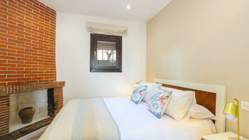 Apartamento (4 Bedrooms) | 4 dormitorios, tabla de planchar con plancha, wifi gratis y ropa de cama