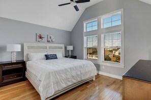 5 bedrooms, iron/ironing board, free WiFi, bed sheets - Tee-rific: Private Pool, Access to Free Oceanfront Parking (Nags Head)