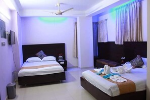 Royal Suite, 1 Bedroom | Minibar, in-room safe, soundproofing, free WiFi - Royal Palm Hotel (Sylhet)