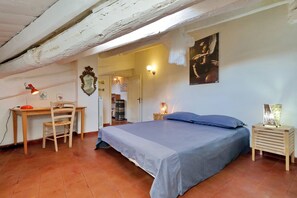 Lägenhet - 2 sovrum | 2 sovrum, individuell inredning, unika möbler och gratis wi-fi