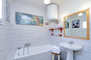 Apartment, 2 Schlafzimmer | Badezimmer | Dusche, Regendusche, Haartrockner, Bidet