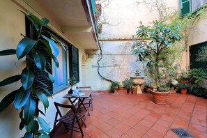 Studio, 1 Schlafzimmer | Terrasse/Patio