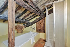 Bathroom - Volpe (Rome)