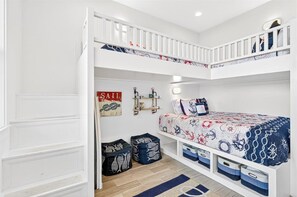 3 bedrooms, iron/ironing board, internet, bed sheets - 'It is Well' in Cinnamon Shore! Gorgeous Home + Pools & More Amenities (Port Aransas)