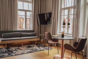 Kamer | Luxe beddengoed, een minibar, een kluis op de kamer