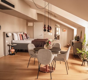 Atelier | Roupas de cama premium, frigobar, cofres nos quartos
