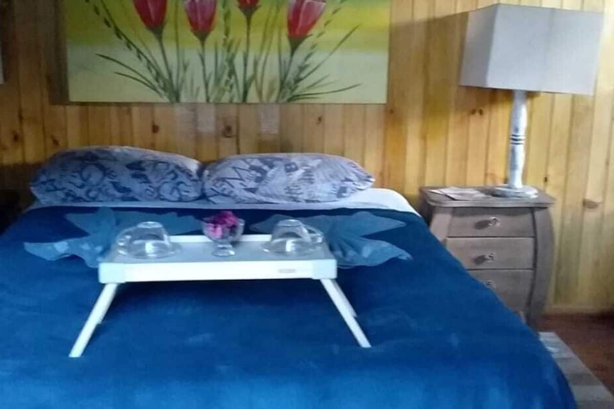Classic Chalet (Valentina) | 1 bedroom, bed sheets