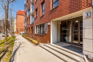 Property entrance - Happy Stay OldNova Deluxe Apartment 335 (Gdansk)