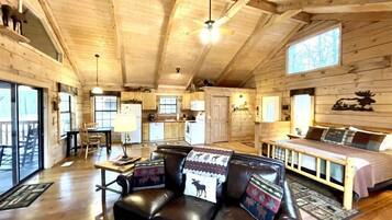 Studio | Living area