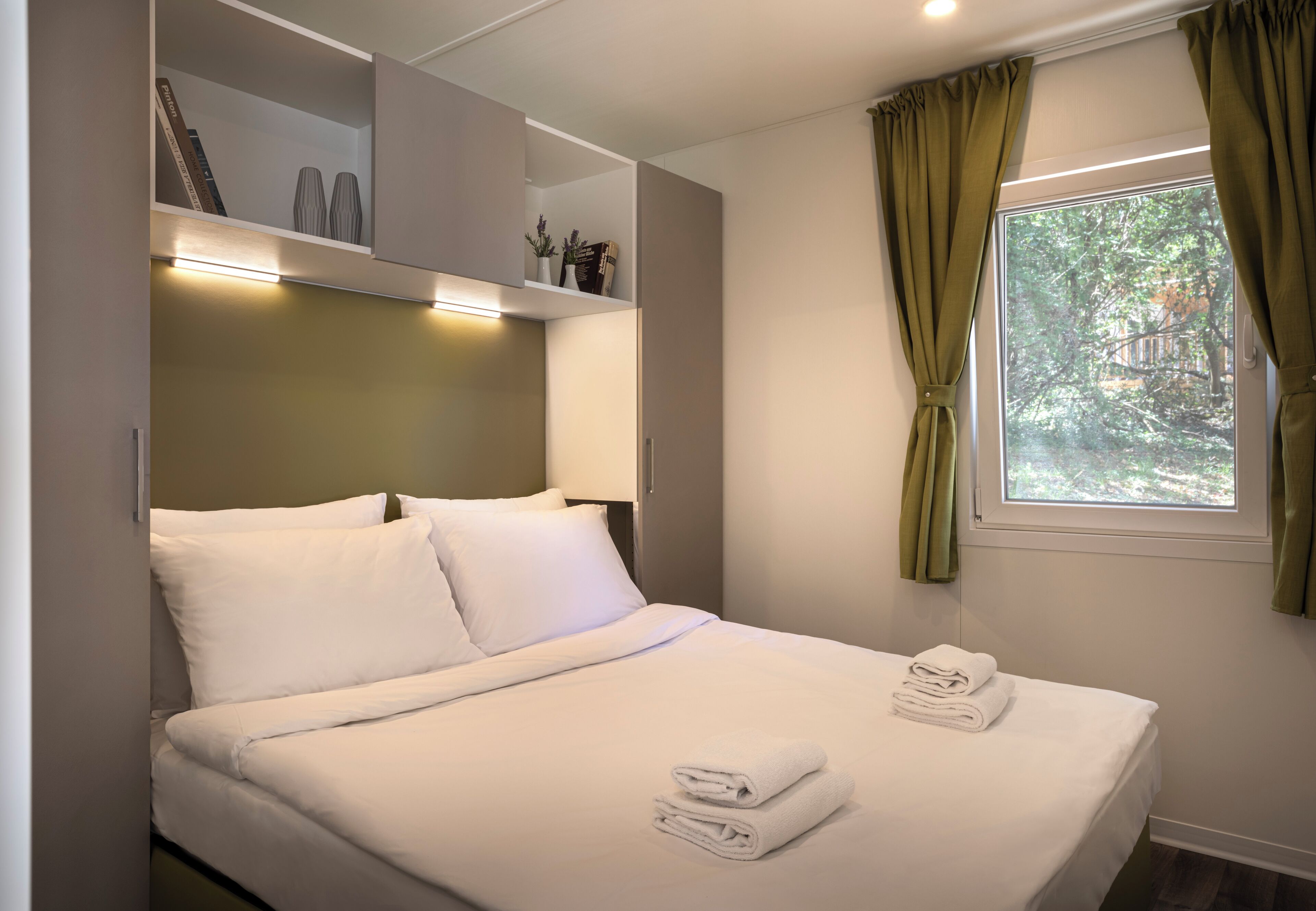 In-room safe, free cribs/infant beds, free WiFi, bed sheets