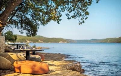 Maistra Camping Koversada Uncovered Naturist Mobile homes