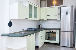 Fridge, microwave, oven, dishwasher