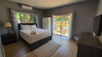 1 bedroom, desk, iron/ironing board, free WiFi