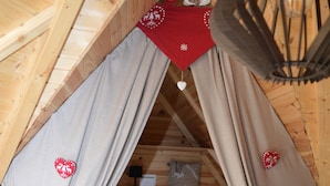 Finnish Kota | Blackout drapes, cribs (free), individually decorated - Vendee Yourte Chambres d' Hotes (Landeronde)