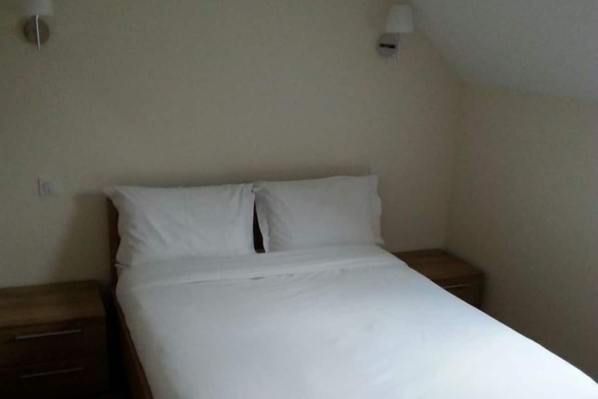 Familienhaus | 3 Schlafzimmer, Schreibtisch, Bügeleisen/Bügelbrett, kostenloses WLAN
