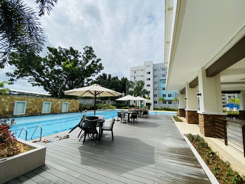 J's Condotel @ 8 Spatial Davao