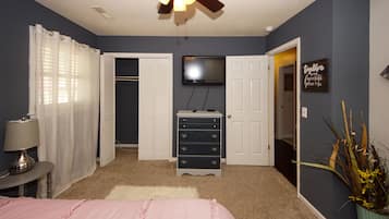 4 Schlafzimmer, Bügeleisen/Bügelbrett, kostenloses WLAN, Bettwäsche