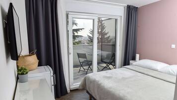 Deluxe Double Room | Premium bedding, minibar, soundproofing, free WiFi