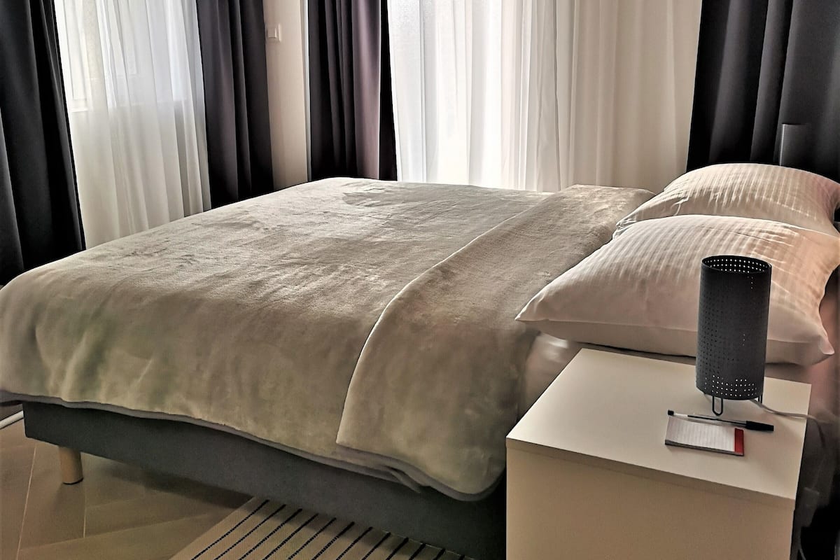 Economy-Doppelzimmer | Hochwertige Bettwaren, Minibar, schallisolierte Zimmer, kostenloses WLAN