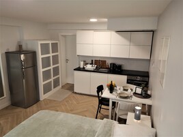 Deluxe Studio Suite | Premium bedding, minibar, soundproofing, free WiFi