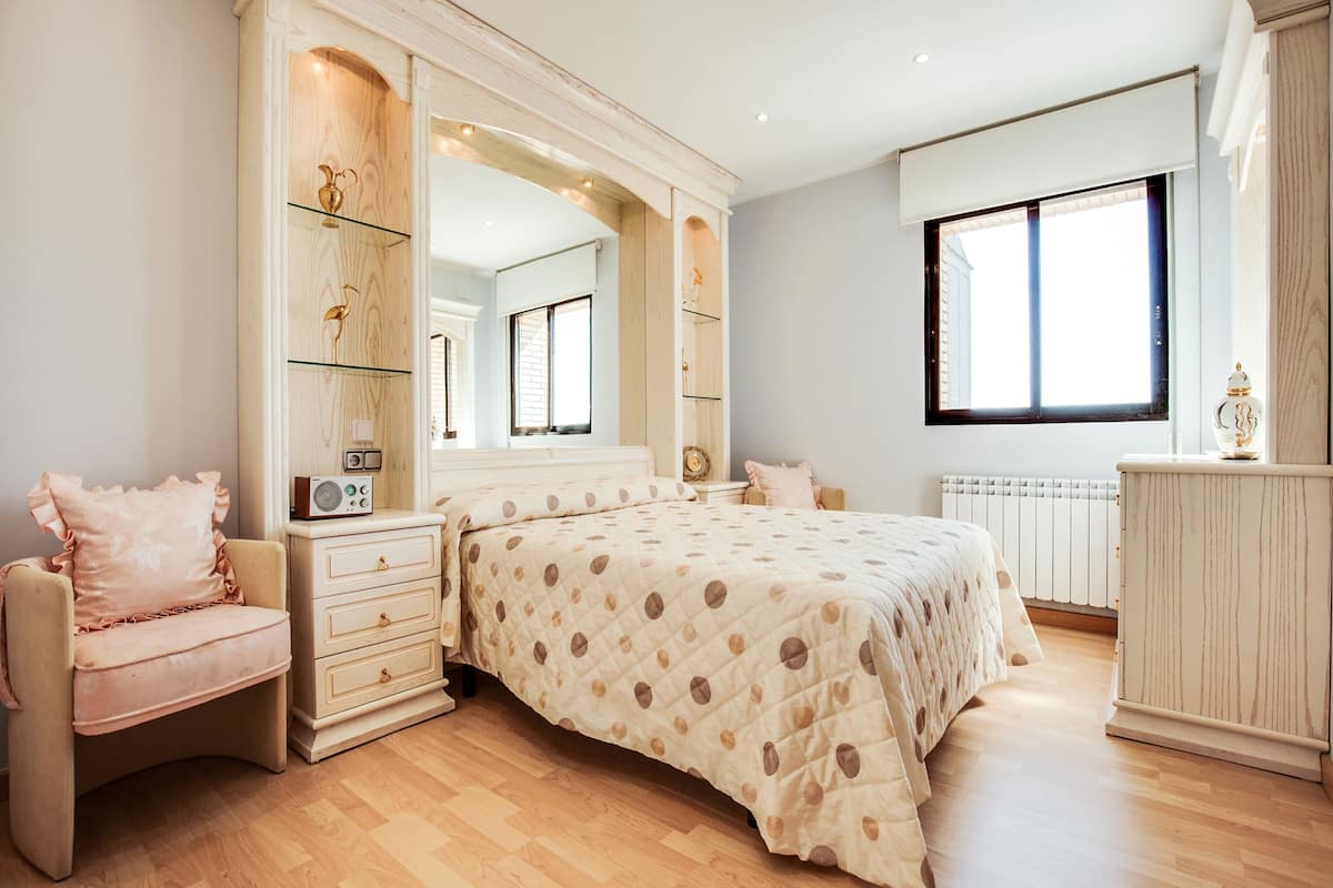Studio | Free WiFi, bed sheets