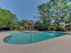 Pool - Fantastic views of the George Fazio Golf Course! (Hilton Head)