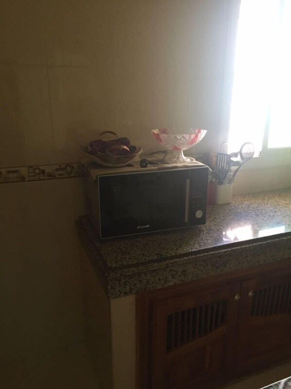 Apartment, 3 Bedrooms | Dapur peribadi | Peti sejuk/penyejuk beku saiz penuh 