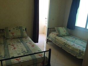 3 bedrooms, bed sheets - Appartement ain amiyer (Fes)