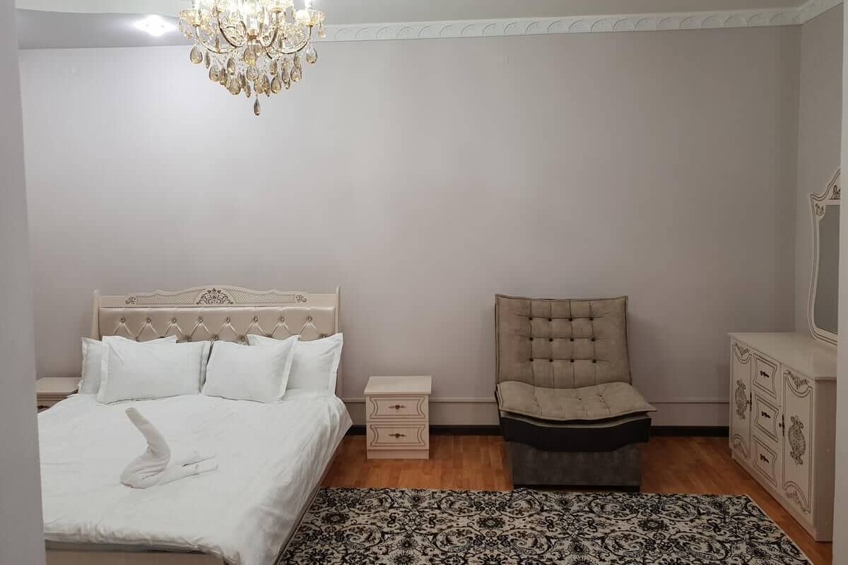 Soundproofing, WiFi (free), bed sheets