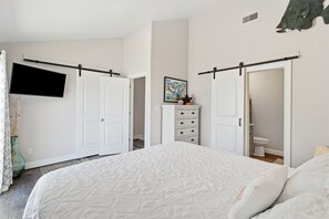 2 habitaciones, tabla de planchar con plancha y wifi gratis 