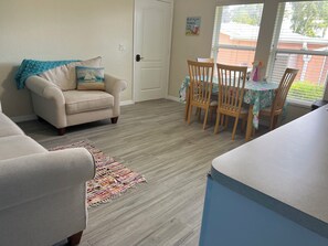 Smart TV, fireplace, DVD player, books