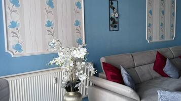 Fernseher, Stereoanlage